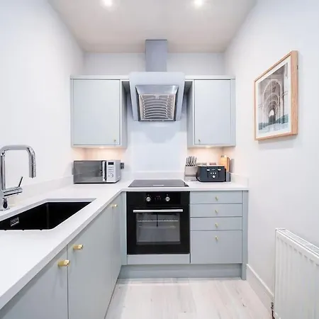 Charming Granby Flat *