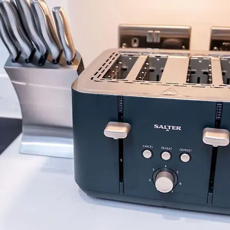 شقة Charming Granby Flat