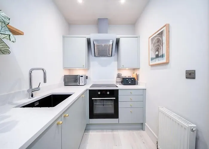 Charming Granby Flat *